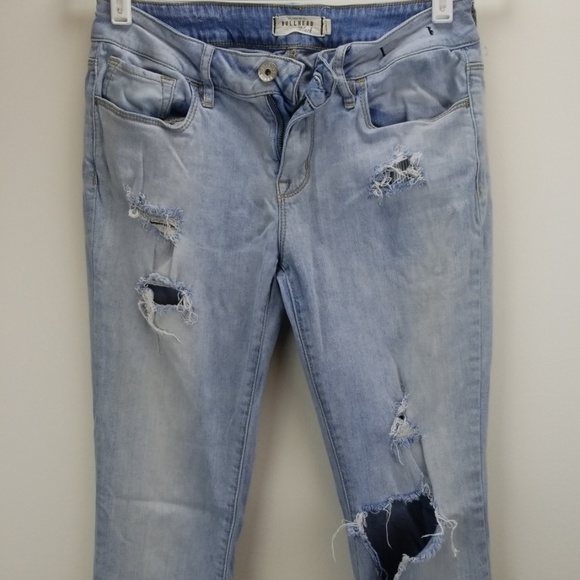 Bullhead Jeans. - Picture 3 of 8